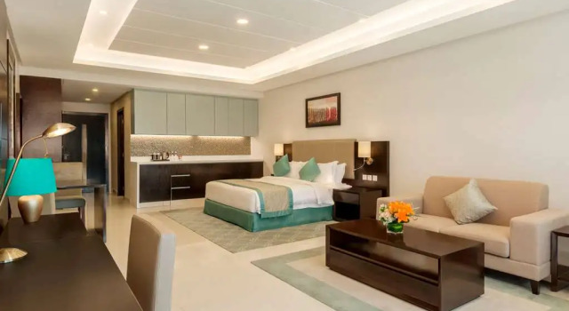 Номер Deluxe Ramada Hotel and Suites Amwaj Islands