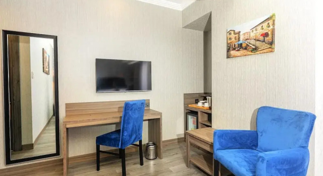 Demiray Hotel