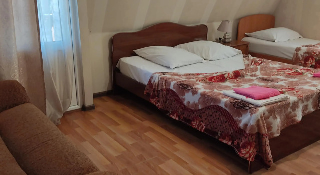 Standard Triple room with balcony and beachfront Milana Hotel