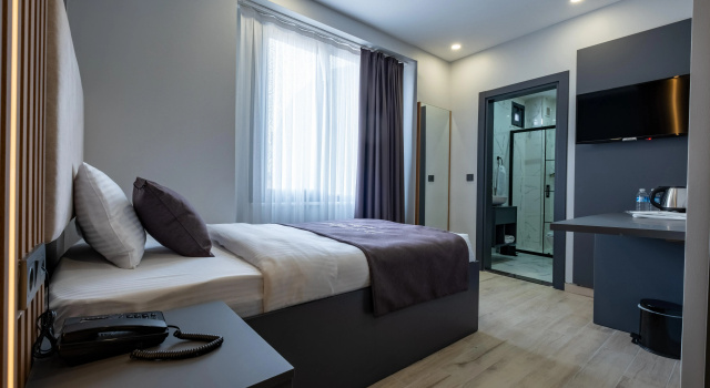 Одноместный номер Deluxe с видом на город FLY POINT AIRPORT HOTEL