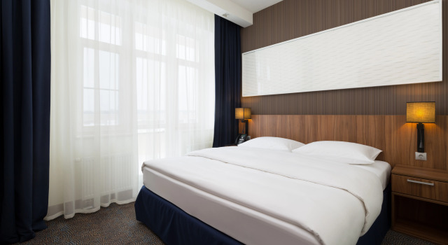 Шестиместные апартаменты с 3 комнатами с балконом Апартаменты Radisson, Завидово
