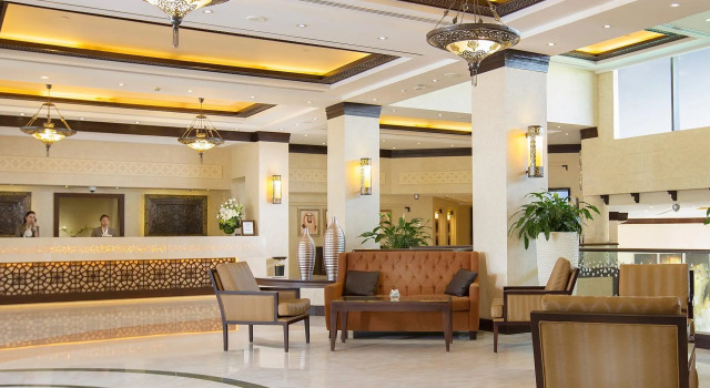 Отель Danat Al Ain Resort