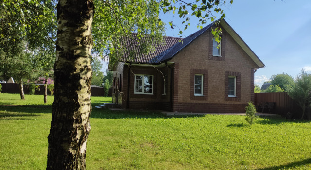 "Domik Na Ferme" Guest House, Buchen Sie Pension Hotels in Oblast Moskau mit Parkplatz, Parkplätze
