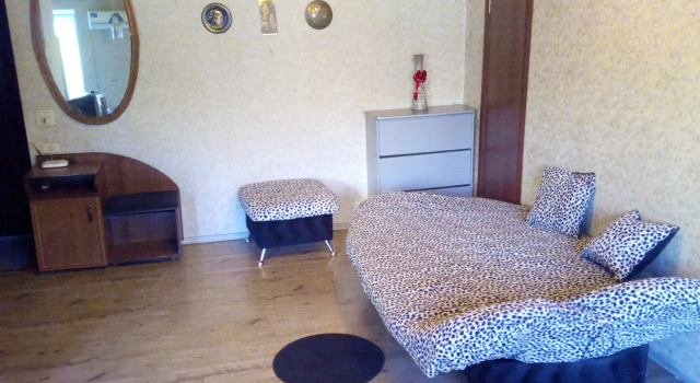 Apartment na Vorovskogo, Забронировать Апартаменты/квартира Советский район Челябинск, рядом с Площадь Революции
