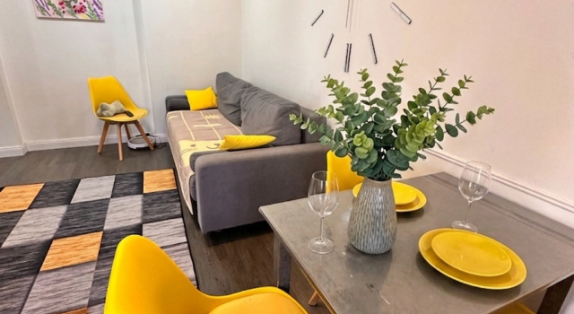 V Tsentre Sukhuma Lakoba 101 Flat, Rezervați Apartament Suhumi Abhazia
