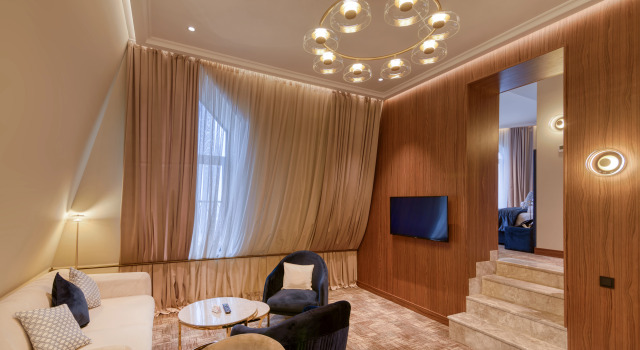 Двухместный люкс Leo с диваном Hayasa Hotel Yerevan
