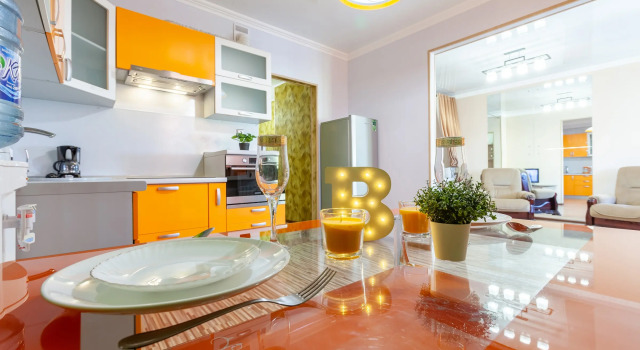 MaryHome na 7 proseke Apartments, Prenota Appartamento Hotel a Samara con parcheggio, Parcheggio