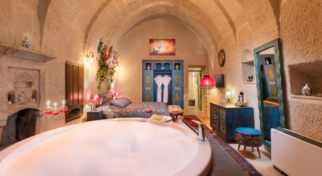 Acer Cave Hotel