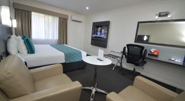Отель Best Western Bluegum, Забронировать Отель Отели Даббо 4 звезды, рядом с Dundullimal, 4*