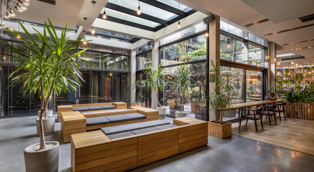 Отель IOTA Hotel Tbilisi