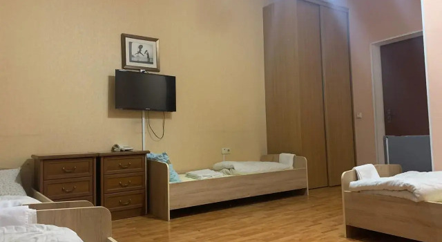 Кровать в общем номере (женский номер) Хостел На Бульваре
