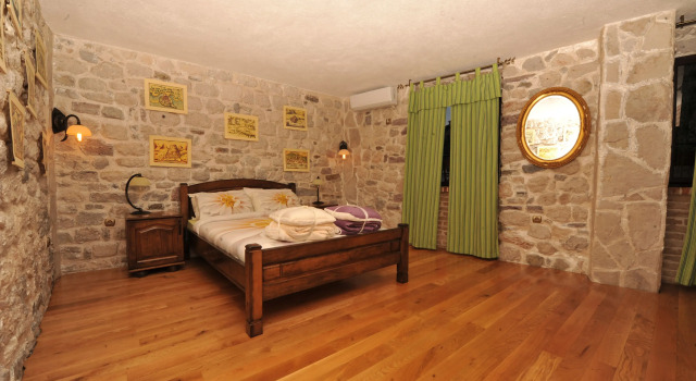 Студия UNA apartments