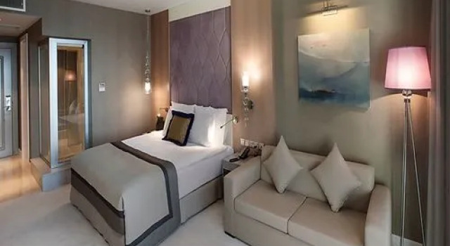 Двухместный номер Standard с балконом и с видом на город Отель Elexus Hotel Resort & Spa & Casino