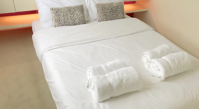 Апартаменты с красивым видом из окна Апартаменты Comfortable Aircon Apartment Earls Court