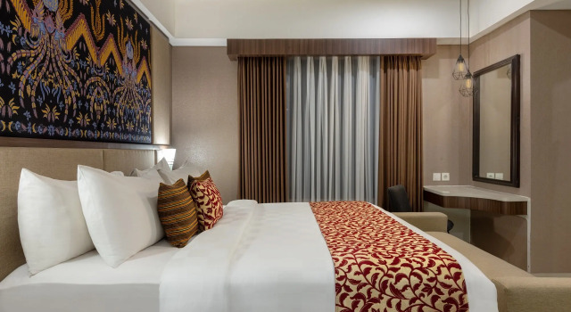 Двухместный люкс Executive Отель The Alana Hotel & Conference Center Malioboro Yogyakarta
