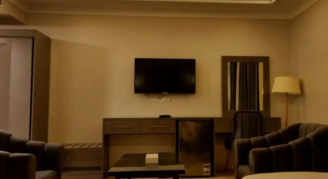 Grand Plaza Resort Hotel, Boek Resort Hotels in Buheira Governorate met parkeren, Parkeren