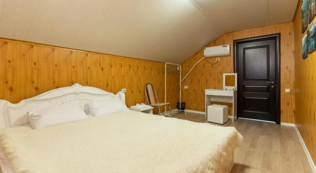 Коттедж Гостевой дом West House