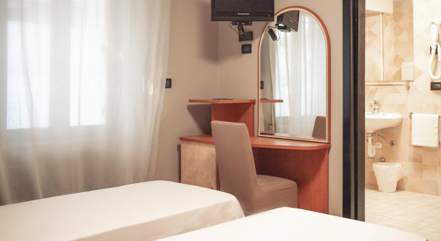 Двухместный номер Economy Lime Hotel