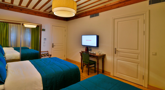 Люкс семейный Istanbul Life Hotel