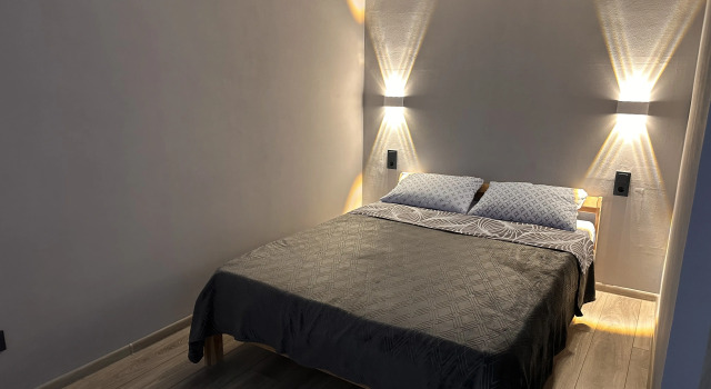 Uyutnaya studiya s vidom na gorod Flat, Prenota Appartamento Hotel a Tyumen Region con parcheggio, Parcheggio