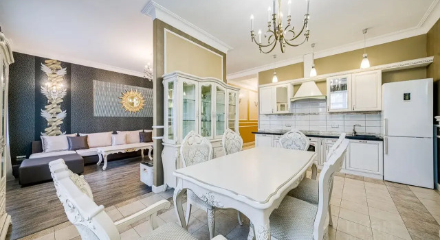Premium 150 m2 Na Tverskoy Ryadom S Krasnoy Ploshadiu Apartments, Book Apartment Hotels in Moscow with a Pool, near Lenkom Theatre, Swimming Pool