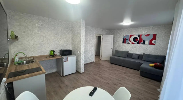 V Novom Dome Achinsk Flat, Buchen Sie Ferienwohnung Atschinsk Achinsky Rayon