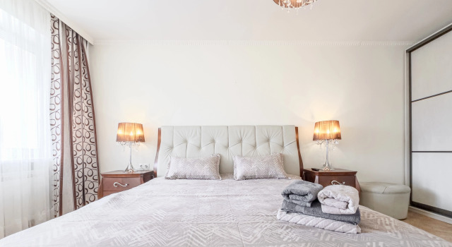 Dvukhkomnatnyye v Tsentre Goroda Apartments, Buchen Sie Ferienwohnung Minsk Minskaja Woblasz