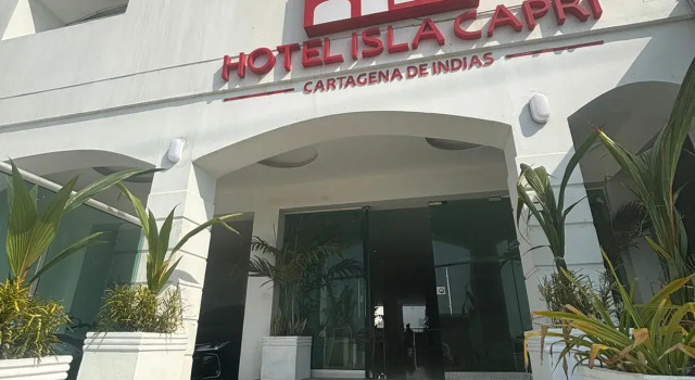 Hotel Isla Capri, Забронировать Отель Отели Картахены с парковкой, рядом с Casa Cultural Colombo Alemana, Парковка