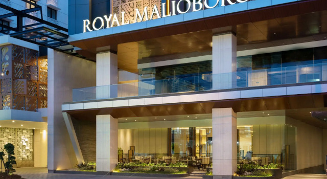 Отель Royal Malioboro