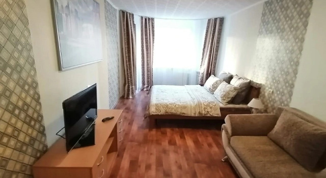 Tsentr Goroda Mayakovskogo 18 Apartments, Prenota Appartamento Hotel a Omsky District con parcheggio, Parcheggio