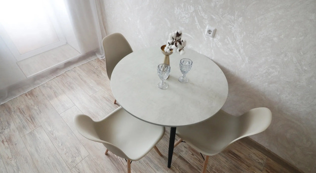 Luxe Flat, Prenota Appartamento Hotel a Barnaul con parcheggio, Parcheggio