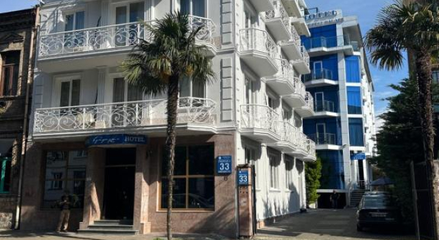 Hotel Tsereteli, Забронировать Отель Отели Батуми 3 звезды, рядом с Городской зоопарк Батуми, 3*