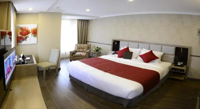 Отель Ramada by Wyndham Bishkek Centre