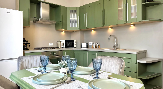 Uyutny Green House na Prospekte Mira Apartments, Réserver Appartement Hôtels SPA à Kaliningrad, près de Railway Gate, SPA