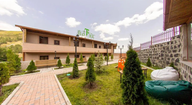 Azizyan Hotel Tsaghkadzor, Забронировать Отель Отели Котайкская области 3 звезды, 3*