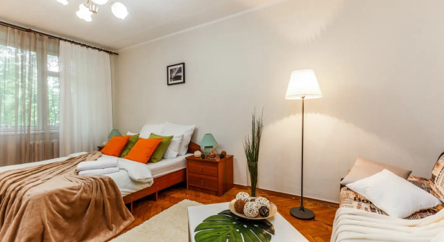 Dvukhkomnatnaya na Izmaylovo Flat, Buchen Sie Ferienwohnung Ismajlowo Moskau, in der Nähe von Ismajlowskaja