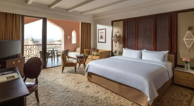 Номер Deluxe Отель Shangri-La Al Husn Muscat Adults Only