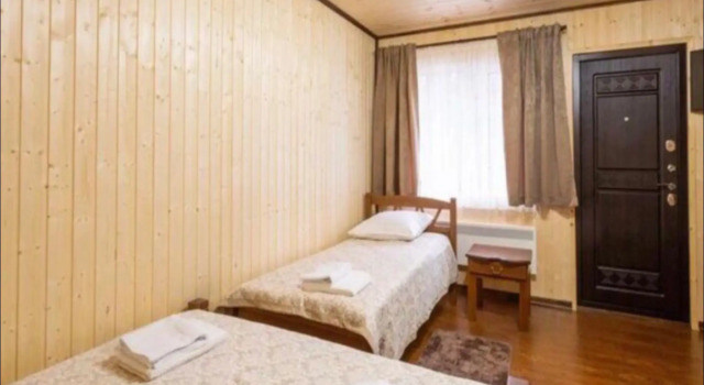Трёхместный номер Comfort с красивым видом из окна База отдыха Форест Архыз