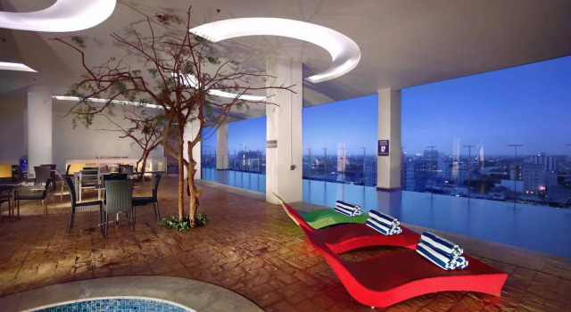 Aston Makassar Hotel & Convention Center