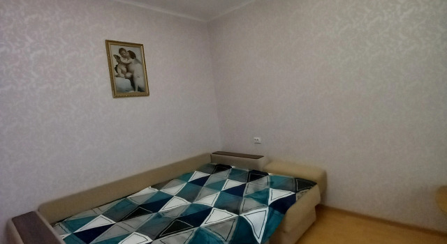 1k po Tikhonova 8 Flat, Rezervovat Apartmán Hotely v Mirninsky Ulus s parkováním, Parkování