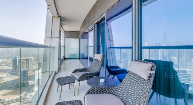 Люкс с 2 комнатами с балконом и с видом на город Апартаменты Globalstay Damac Towers by Paramount in Business Bay