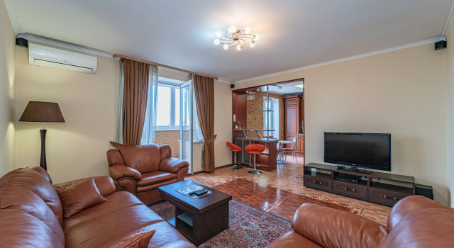 Apartamenty Crown39 - Gaidara 116 - 2k №72: 105 m2, 10 etazh iz 10, Book Apartment Kaliningrad Kaliningrad Region