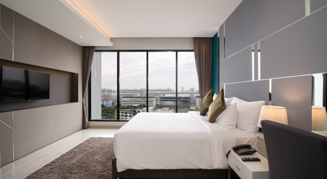 Люкс Thaya Executive Отель Thaya Hotel Bangkok