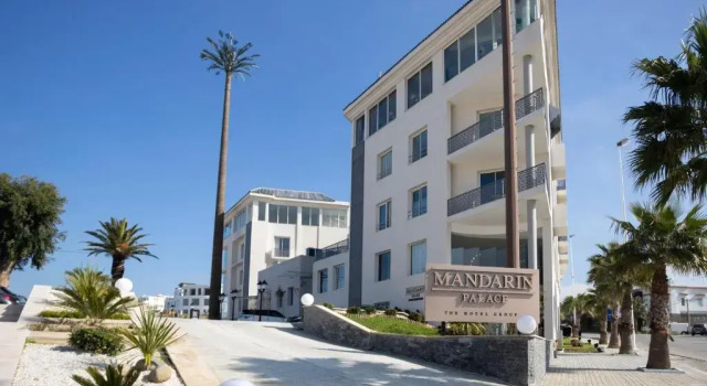 Mandarin Tanger Hotel, Rezerwuj Hotel Hotele w Tanger-Tetouan z parkingiem, Parking