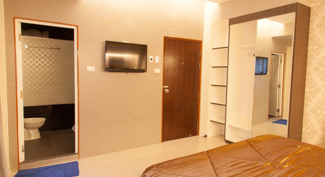 Отель ZEN Rooms Phiphit Phokhai