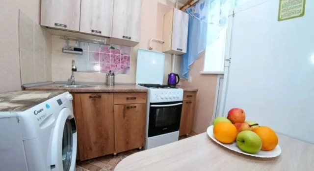 Uyutnaya V Tsentre Neftyanikov Flat, Boek Appartement Omsk 