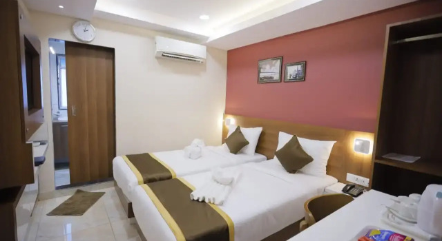 Двухместный номер Superior с красивым видом из окна Отель The Avenue Ballygunge