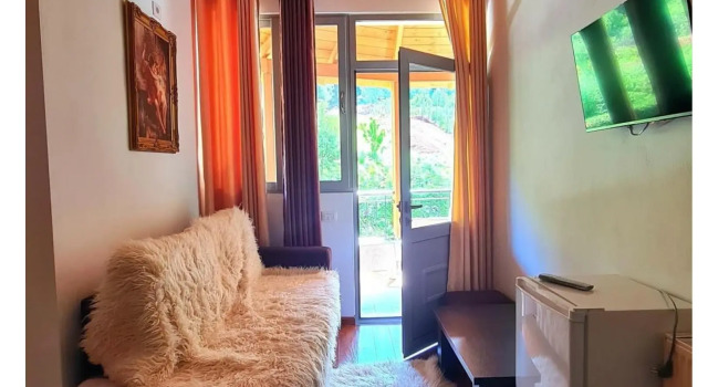 Lejlighed Safora E Shpatit Hotel