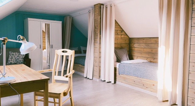 Четырёхместный номер Мансарда семейный Гостевой дом River Villa