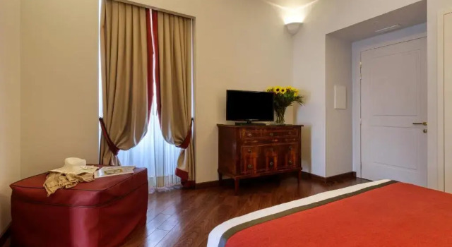 Трёхместный номер Superior Decumani Hotel De Charme